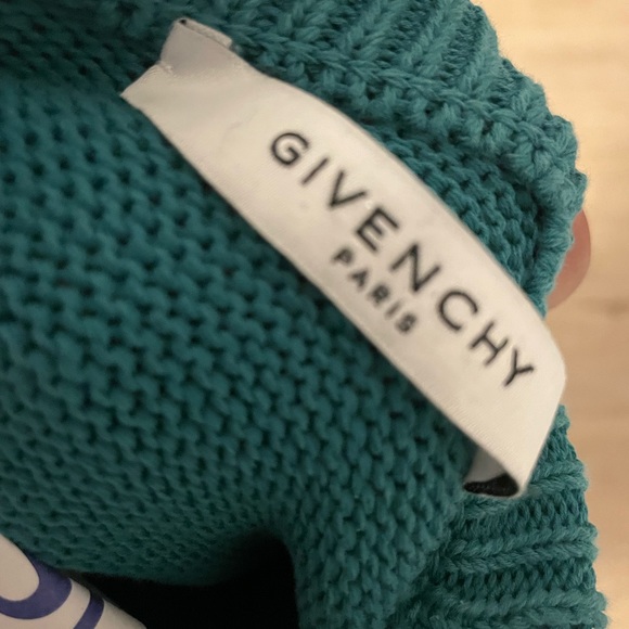 Authentic Men’s Givenchy Sweater Size Large - Picture 7 of 15